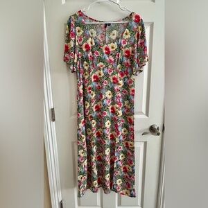 Vero Moda Floral Midi Dress w/ Flutter Sleeves Sz L